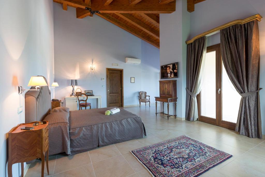 Casale Santa Maria Country House Mosciano SantʼAngelo Εξωτερικό φωτογραφία