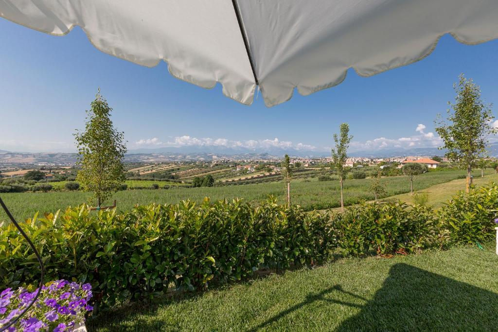Casale Santa Maria Country House Mosciano SantʼAngelo Εξωτερικό φωτογραφία