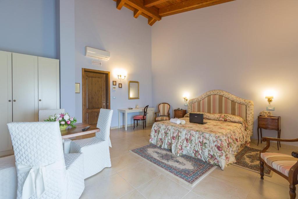 Casale Santa Maria Country House Mosciano SantʼAngelo Εξωτερικό φωτογραφία