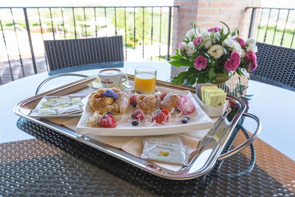 Casale Santa Maria Country House Mosciano SantʼAngelo Δωμάτιο φωτογραφία